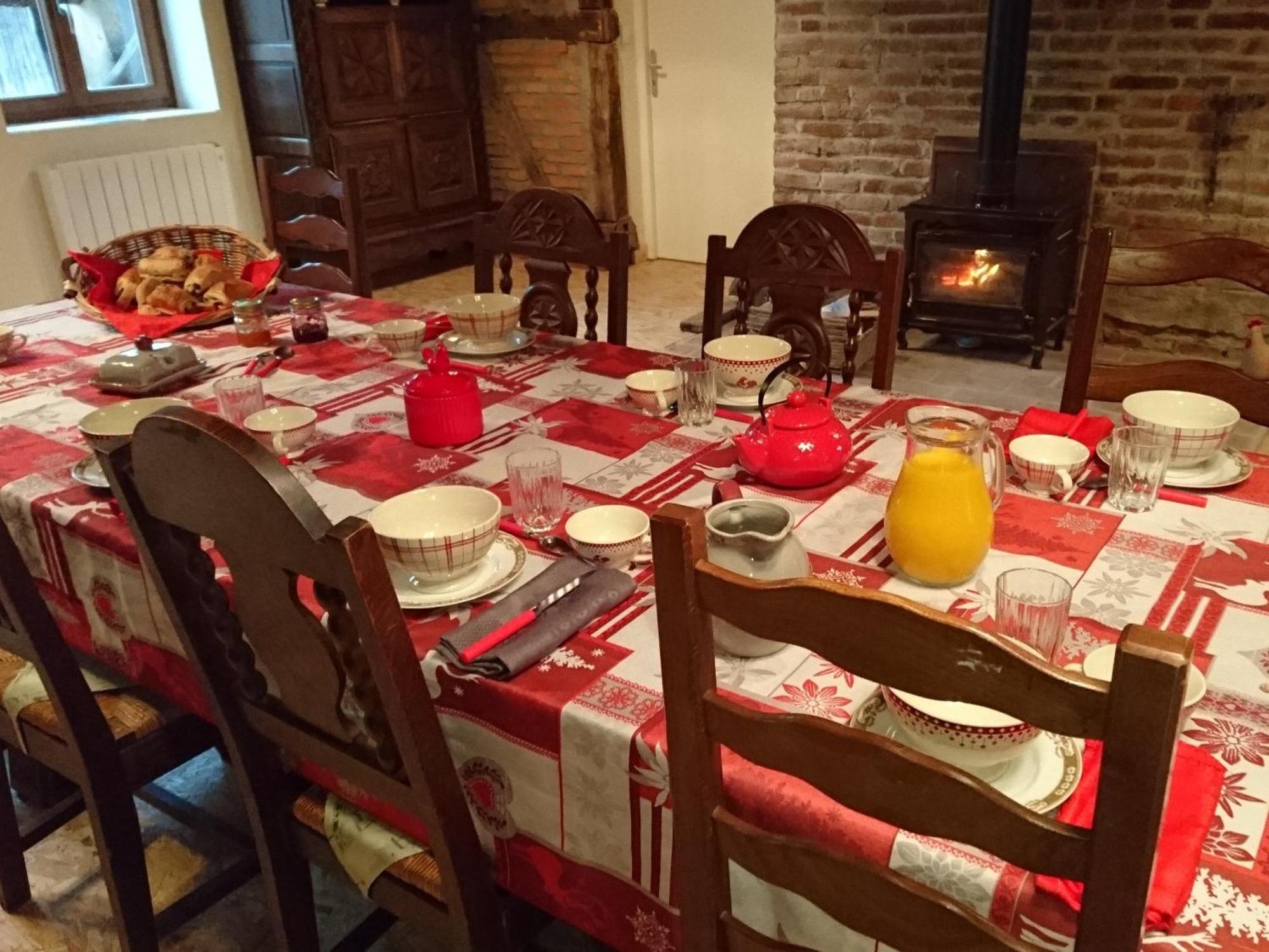 A La Poularde B&B Curciat-Dongalon Luaran gambar