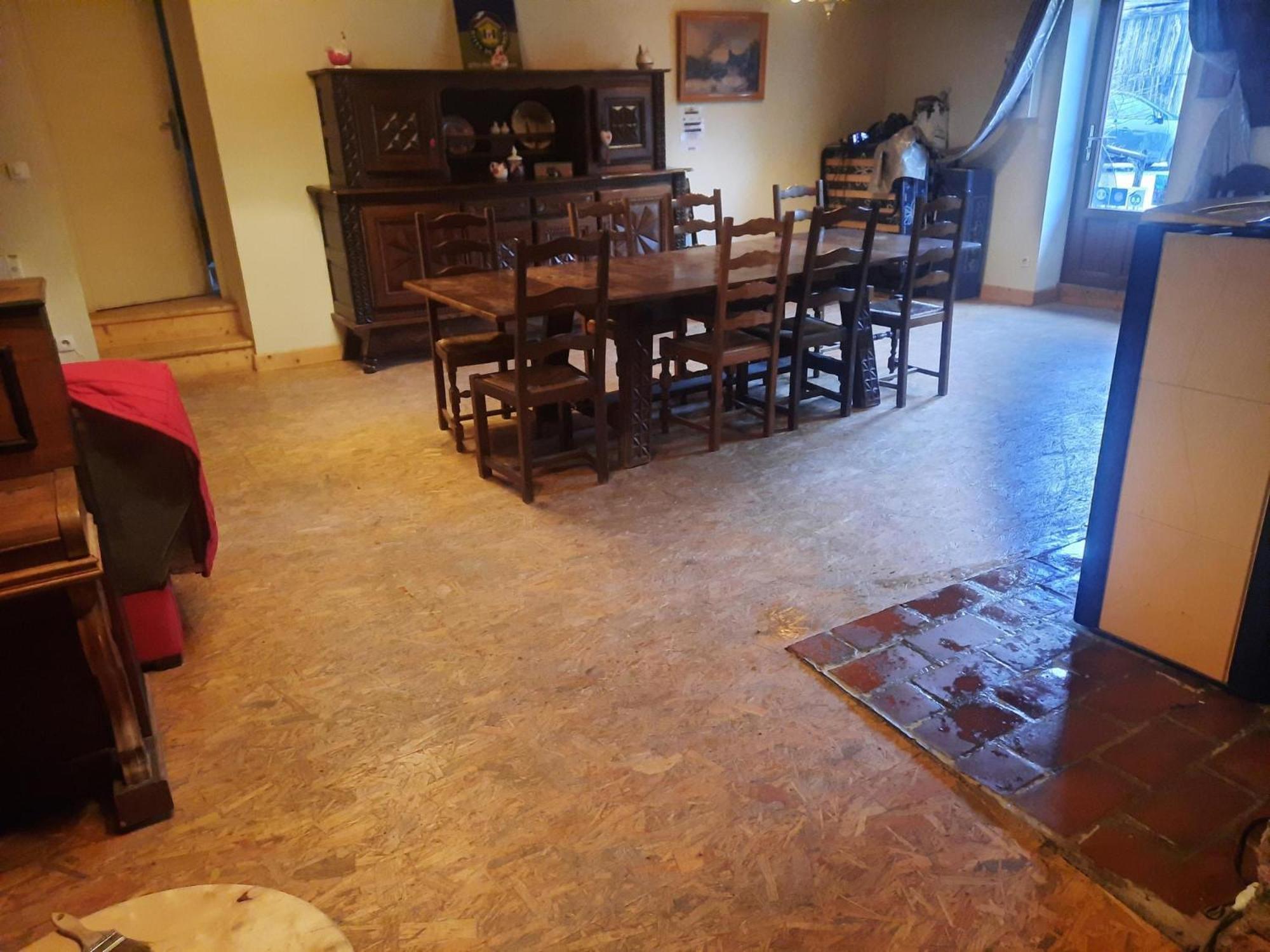 A La Poularde B&B Curciat-Dongalon Bilik gambar